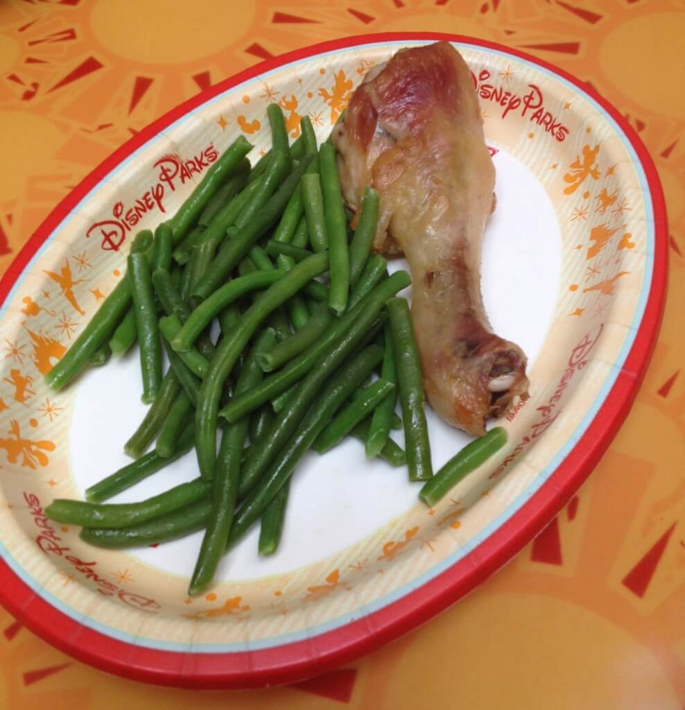 chicken leg and green bean kids meal