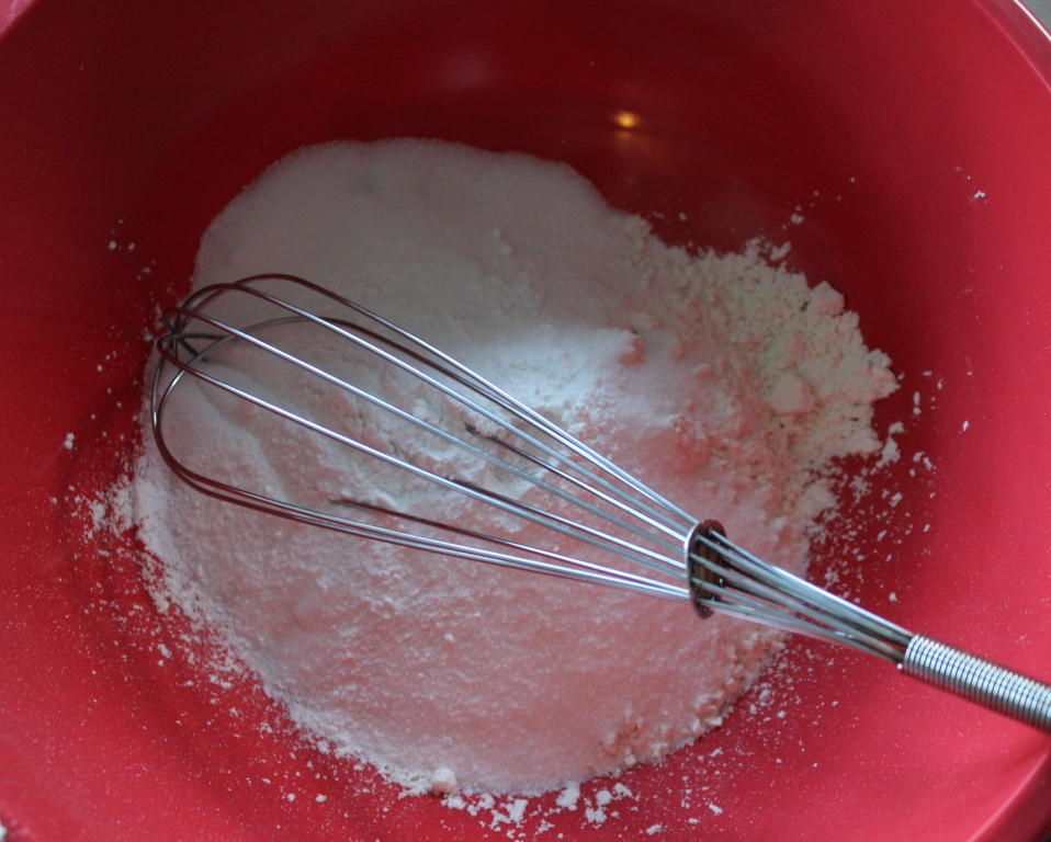 Dry ingredients whisked together in a bowl