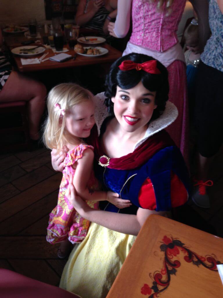 little girl meeting snow white