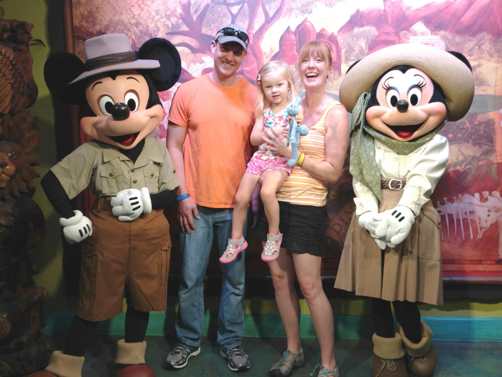 family meeting mickey and minnie mouse
