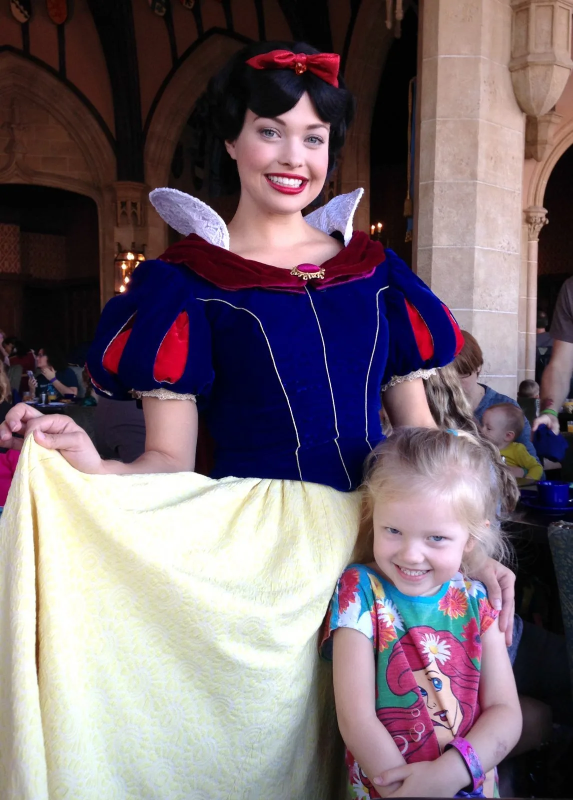 little girl meeting snow white