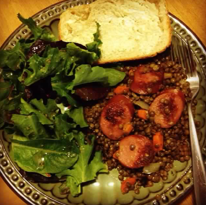 sausage lentil salad with bread