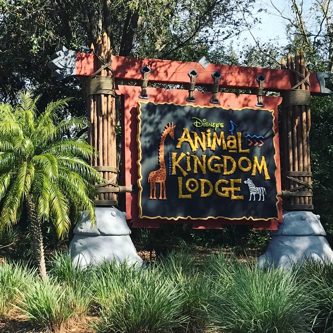 Animal Kingdom Lodge Sign. Jambo House vs. Kidani Village 