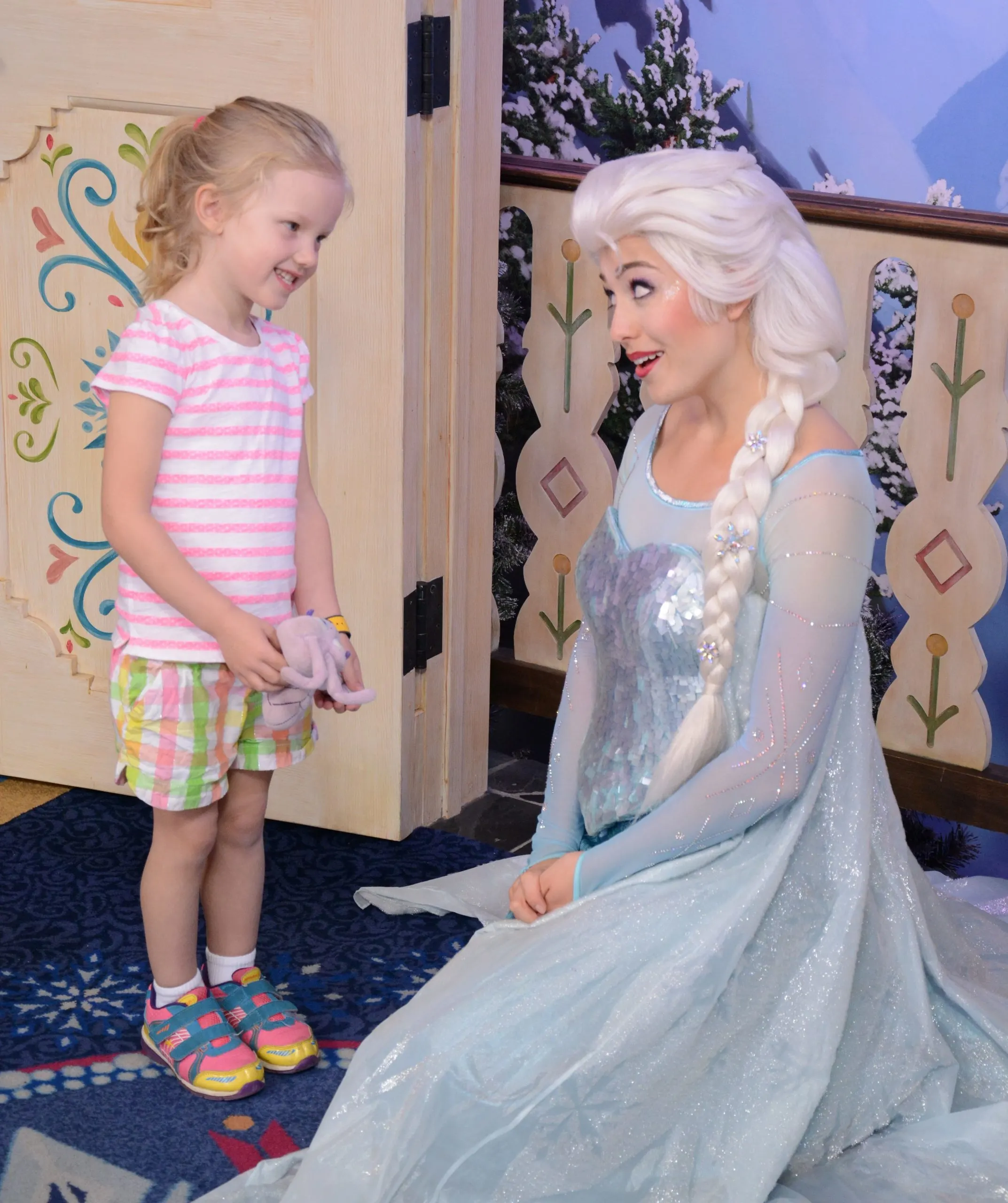 Little girl meeting Elsa