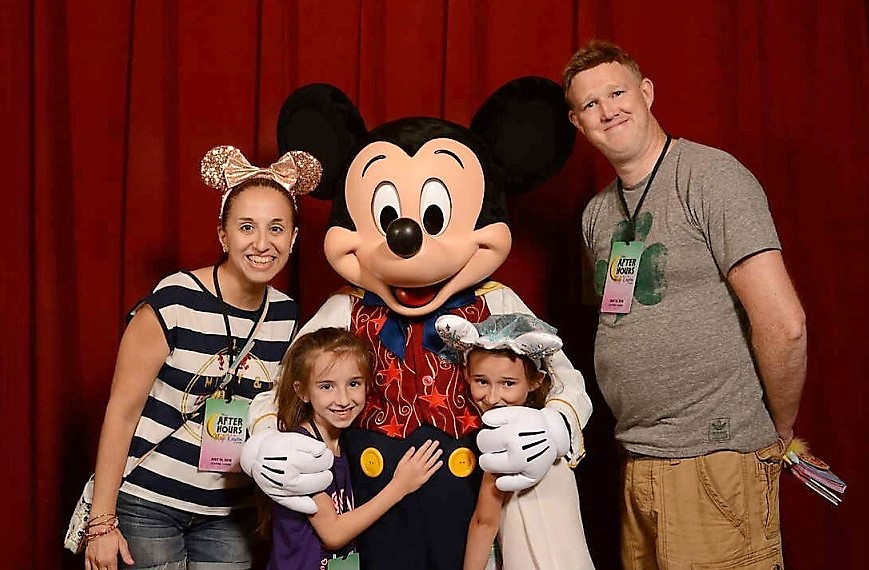 family meeting mickey mouse