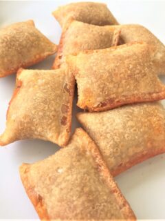 cooked pizza rolls