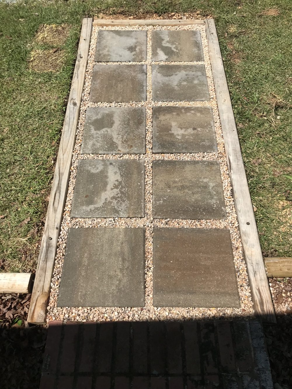 Easy DIY Walkway Ideas Stepping Stones and Gravel