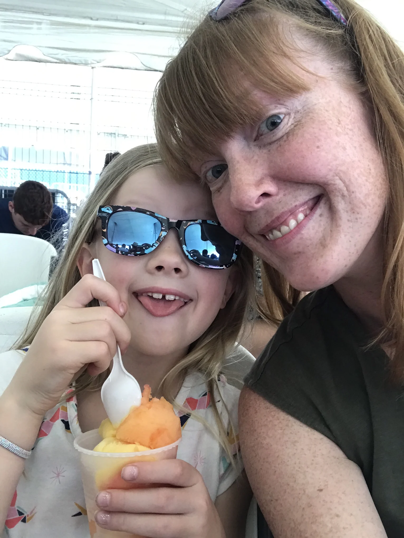 mom and daughter with shaved ice