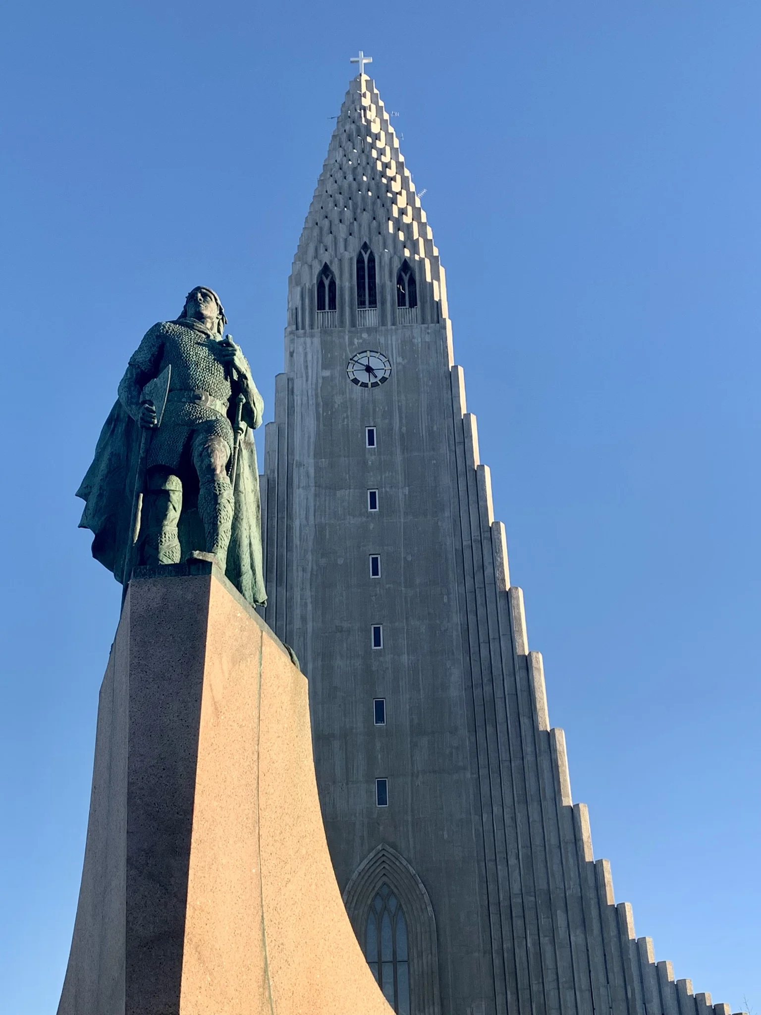 leif erikson statue in reykjavik iceland