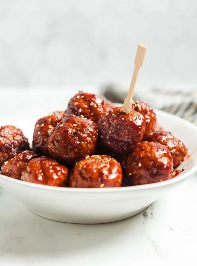 4 Ingredient Spicy Cranberry Meatballs