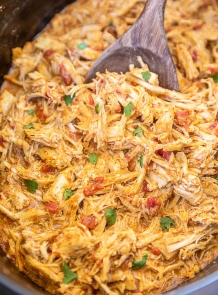 slow cooker queso chicken tacos