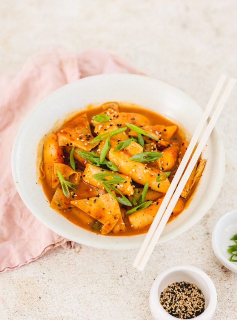 Vegan Tteokbokki (Korean Rice Cakes)