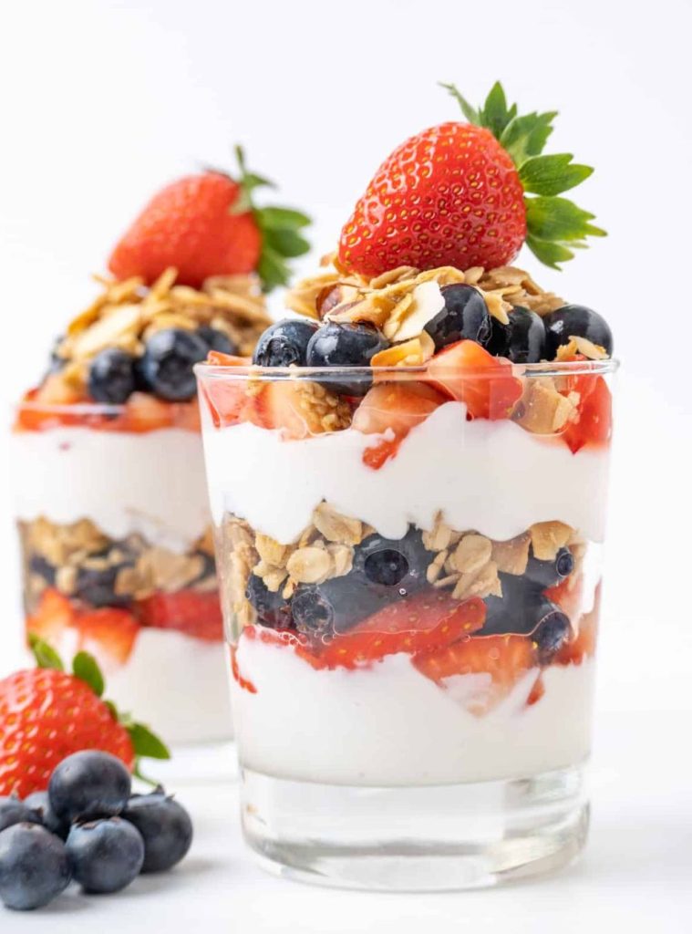Easy Vegan Yogurt Parfaits