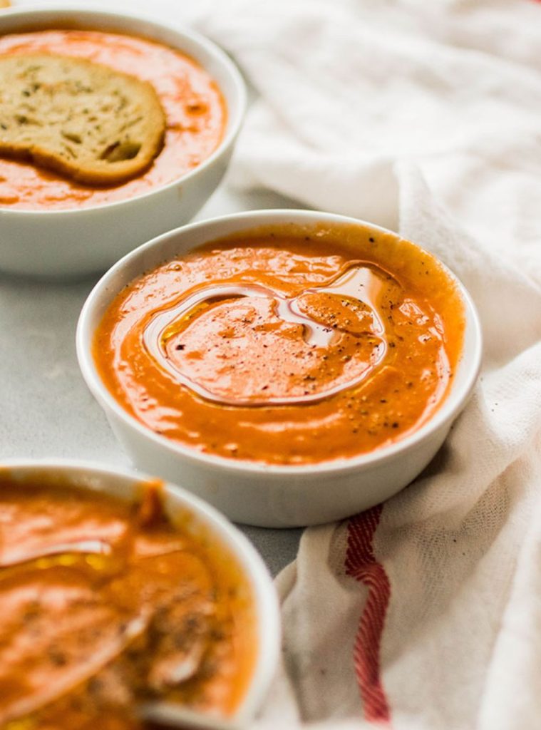 Vegan Roasted Tomato Soup